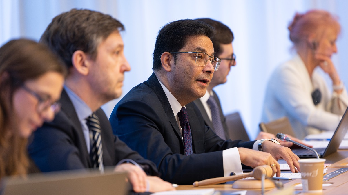 Services meetings focus on LDCs, remittance costs and environmental services classification